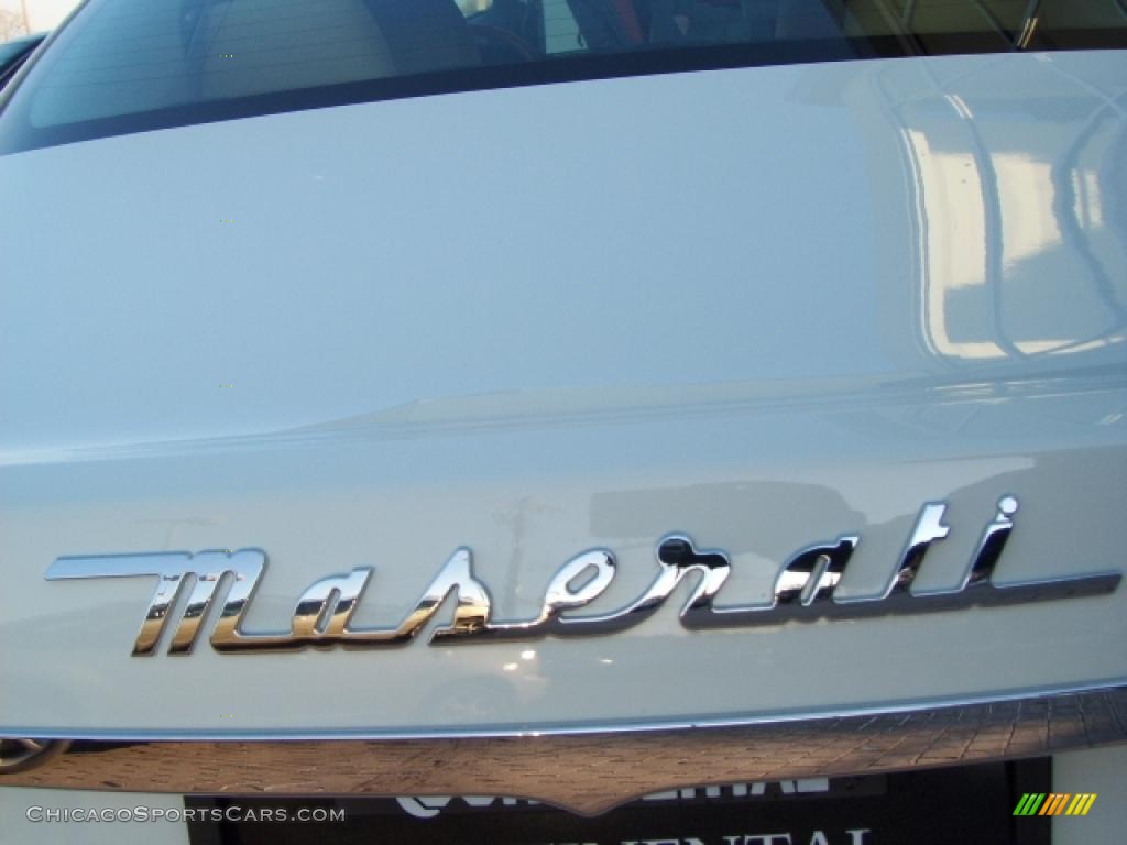 2009 Maserati GranTurismo,  Bianco Eldorado (White) / Beige