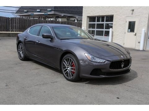 Grigio Maratea (Dark Grey Metallic) 2016 Maserati Ghibli S Q4