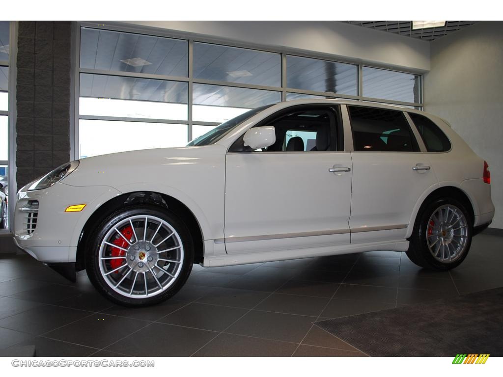 2009 Porsche Cayenne Turbo S in Sand White A82695 ChicagoSportsCars