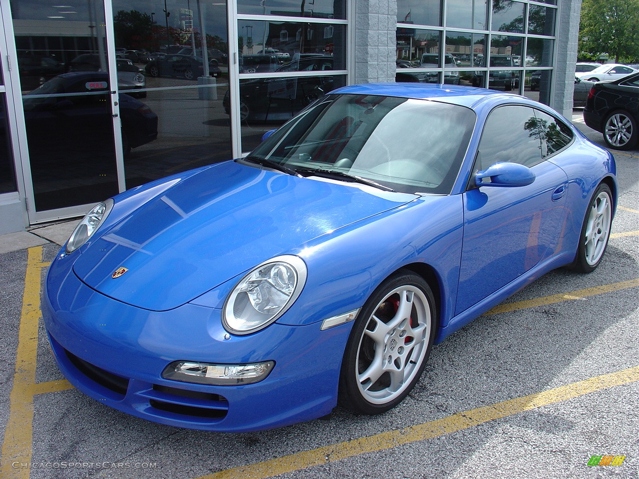Blue Metallic Paint to Sample / Black Porsche 911 Carrera S Coupe