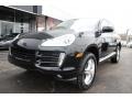 Porsche Cayenne Tiptronic in Black