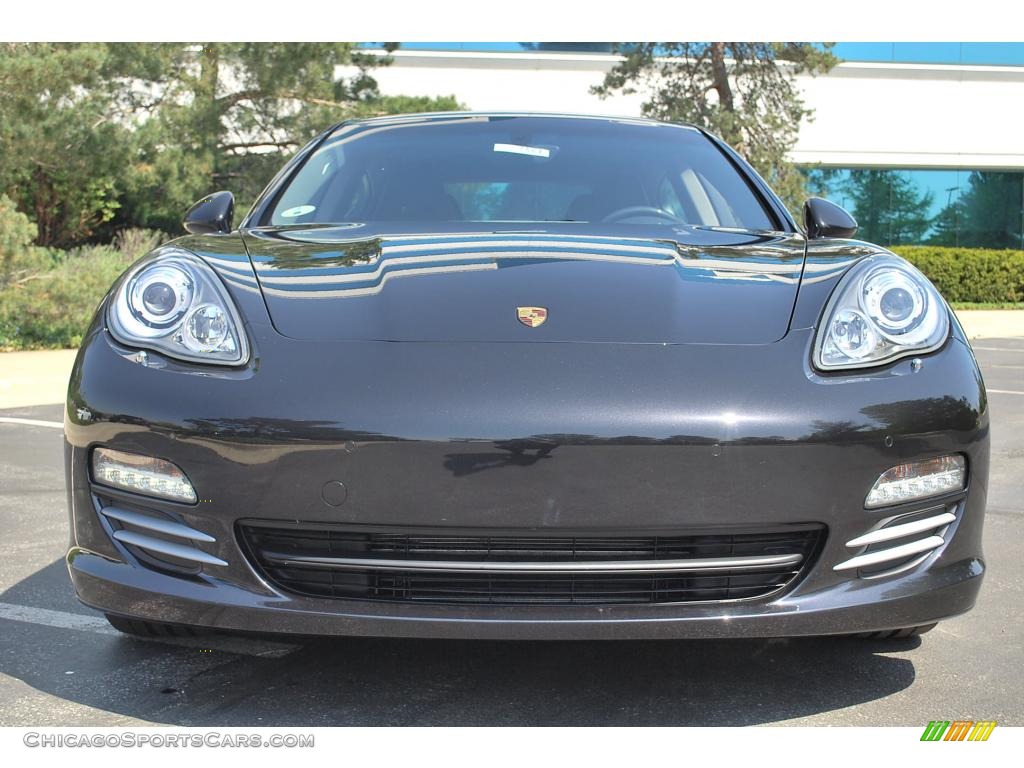 2010 Panamera 4S - Basalt Black Metallic / Black photo #2