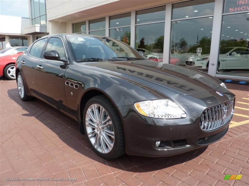 2010 Quattroporte S - Grigio Granito (Dark Grey Metallic) / Nero photo #2