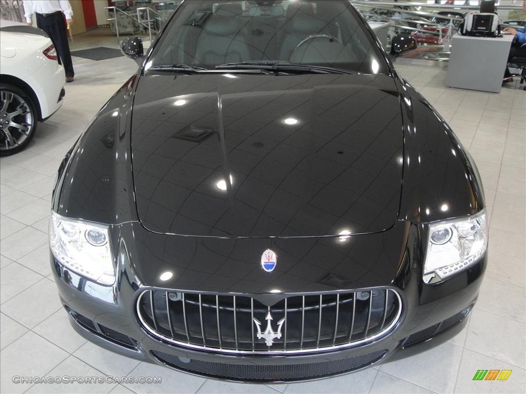 2010 Quattroporte  - Nero (Black) / Nero photo #9