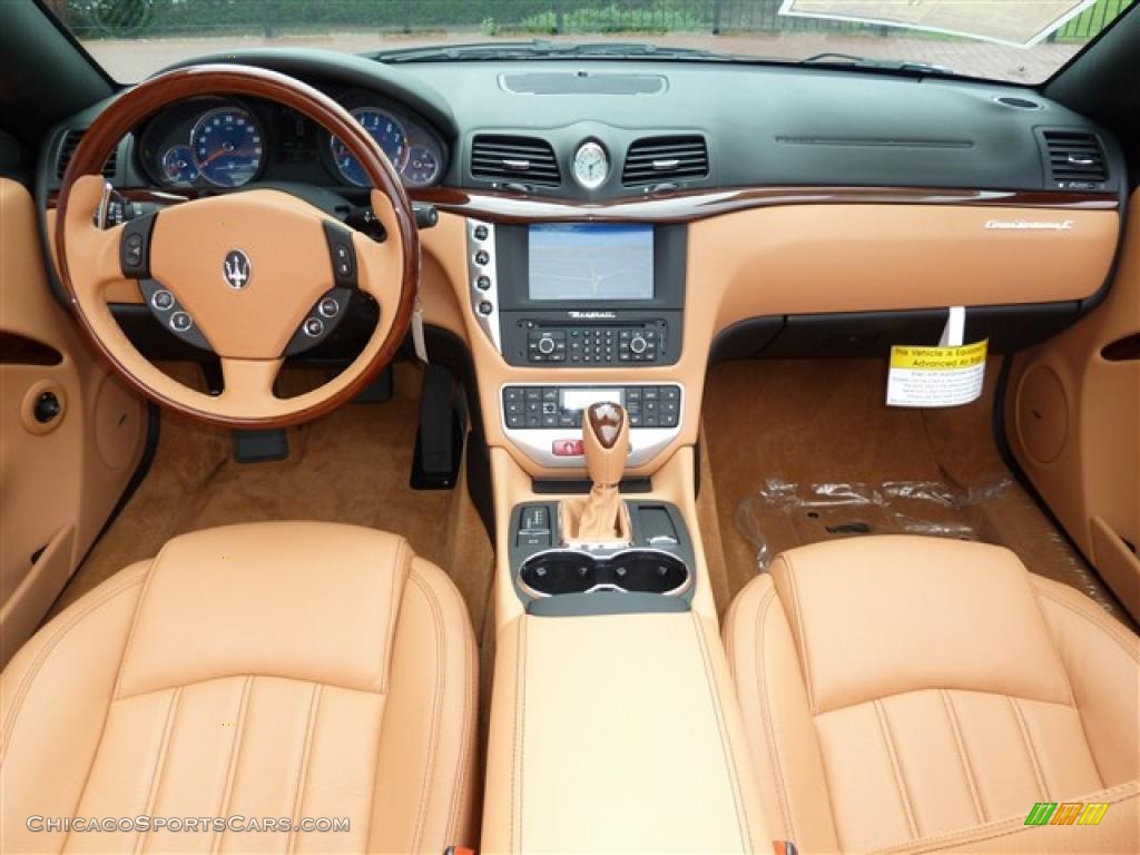2010 GranTurismo Convertible GranCabrio - Bordeaux Pontevecchio (Dark Red) / Cuoio photo #19