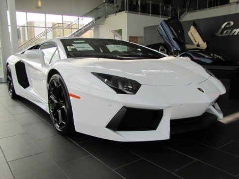 Bianco Isis 2012 Lamborghini Aventador LP 700-4 Bianco Isis 2012 Lamborghini Aventador LP 700-4