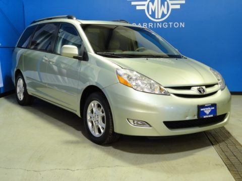 Silver Shadow Pearl 2006 Toyota Sienna XLE Silver Shadow Pearl 2006 Toyota Sienna XLE