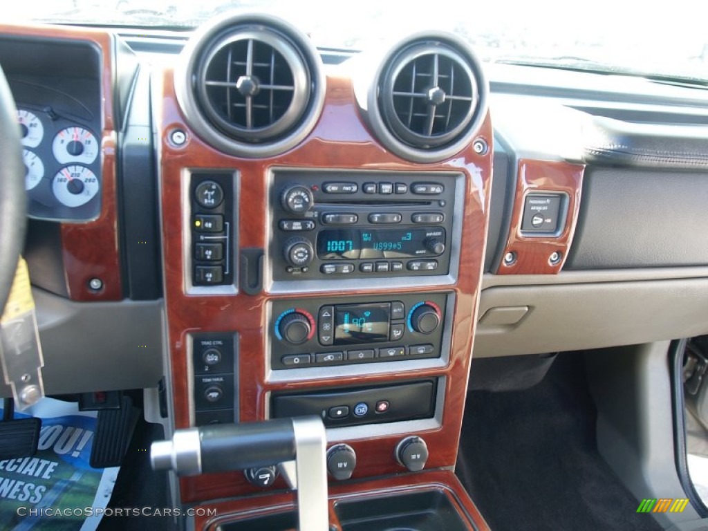 2003 H2 SUV - Pewter Metallic / Wheat photo #44 2003 H2 SUV - Pewter Metallic / Wheat photo #44