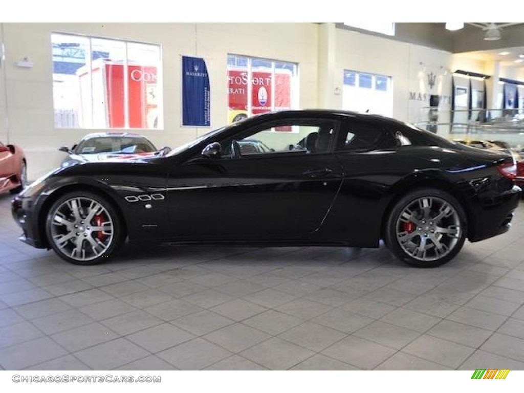 Nero (Black) / Nero Maserati GranTurismo S Automatic
