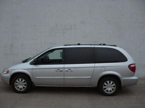 Bright Silver Metallic 2005 Chrysler Town & Country Touring Bright Silver Metallic 2005 Chrysler Town & Country Touring