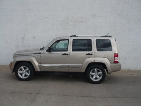 Light Sandstone Pearl 2010 Jeep Liberty Limited 4x4 Light Sandstone Pearl 2010 Jeep Liberty Limited 4x4