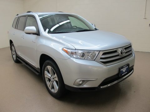 Classic Silver Metallic 2011 Toyota Highlander Limited 4WD