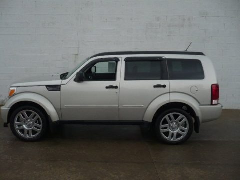 Bright Silver Metallic 2008 Dodge Nitro SLT 4x4 Bright Silver Metallic 2008 Dodge Nitro SLT 4x4