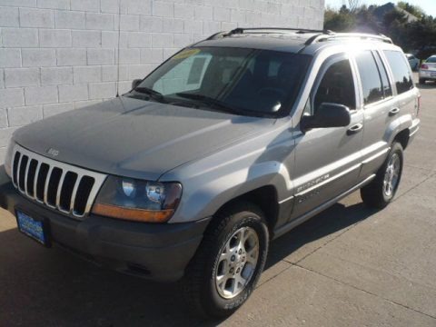 Silverstone Metallic 2000 Jeep Grand Cherokee Laredo 4x4 Silverstone Metallic 2000 Jeep Grand Cherokee Laredo 4x4