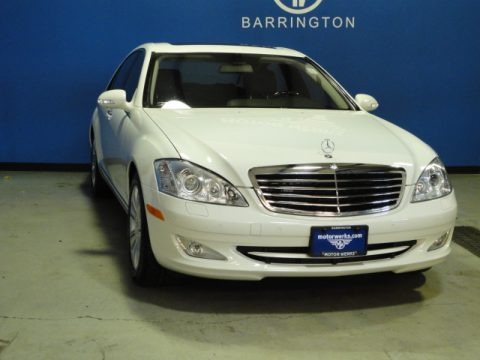 Arctic White 2009 Mercedes-Benz S 550 4Matic Sedan