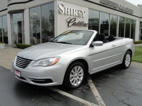 Bright Silver Metallic 2011 Chrysler 200 Touring Convertible
