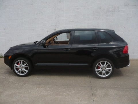 Black 2006 Porsche Cayenne Turbo Black 2006 Porsche Cayenne Turbo