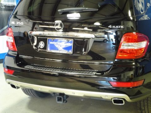 Black 2009 Mercedes-Benz ML 350 4Matic