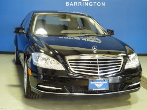 Black 2010 Mercedes-Benz S 550 4Matic Sedan