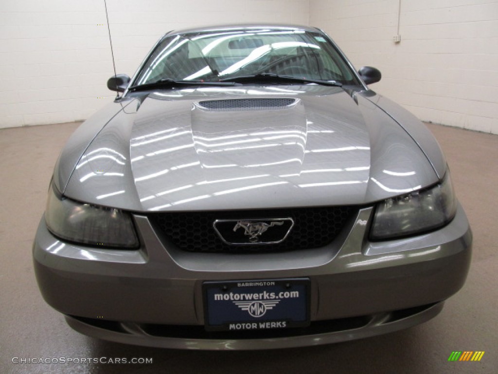 2001 Mustang V6 Coupe - Mineral Grey Metallic / Medium Graphite photo #2
