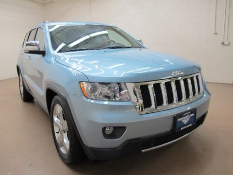 Lamborghini Dealership Chicago on 2012 Jeep Grand Cherokee Srt8 4x4 In Brilliant Black Crystal Pearl