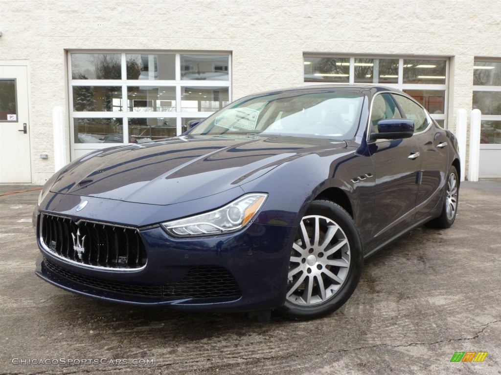 Blu Passione (Blue) / Sabbia Maserati Ghibli S Q4
