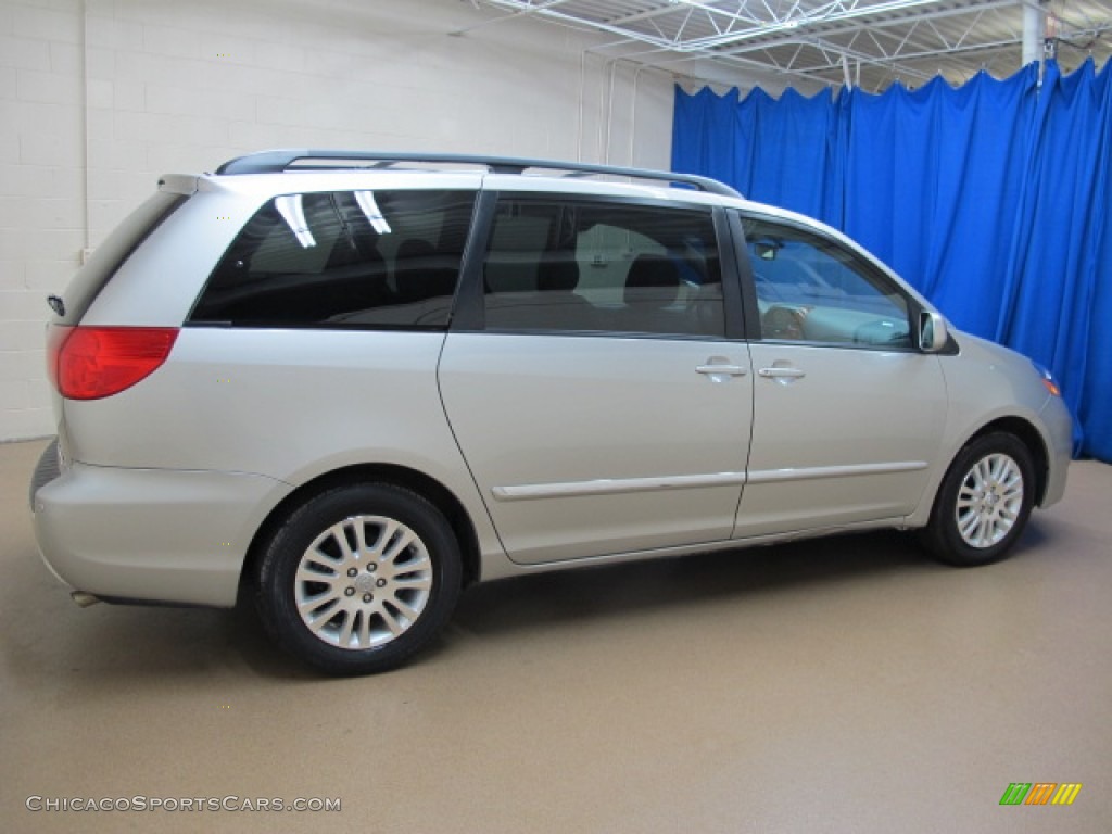 2010 Sienna Limited - Silver Shadow Pearl / Stone photo #10