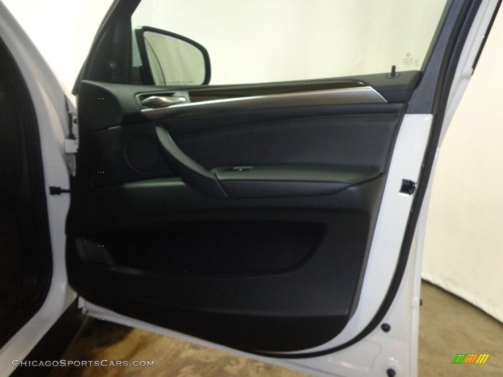 2013 X5 xDrive 35d - Alpine White / Black photo #25