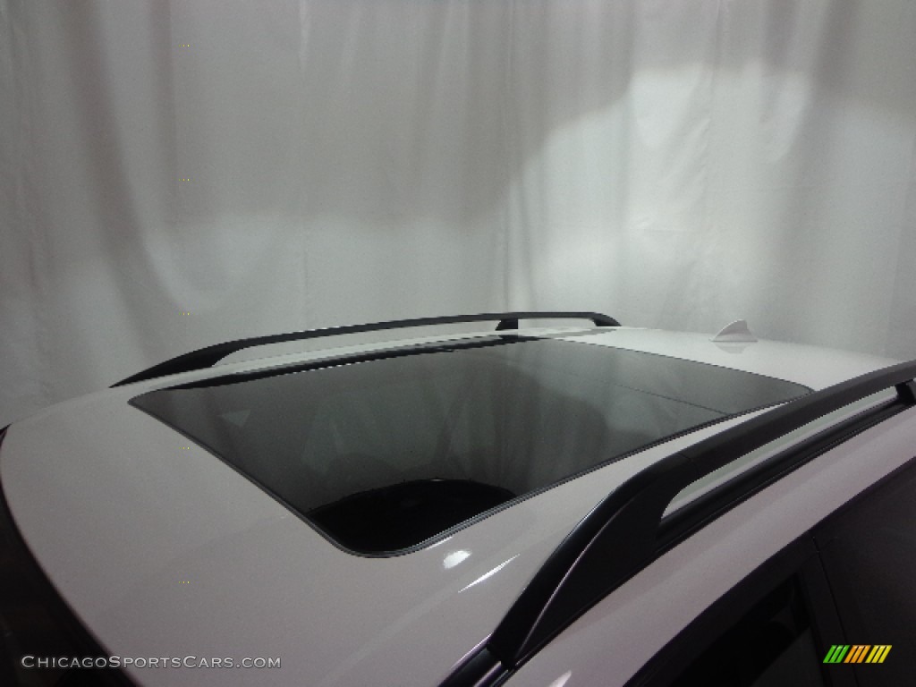 2011 X5 xDrive 35i - Alpine White / Black photo #4