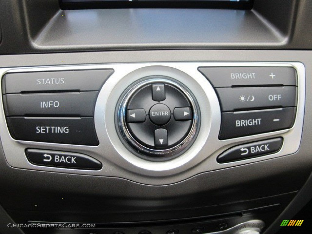 2011 Murano SL AWD - Platinum Graphite / Black photo #32
