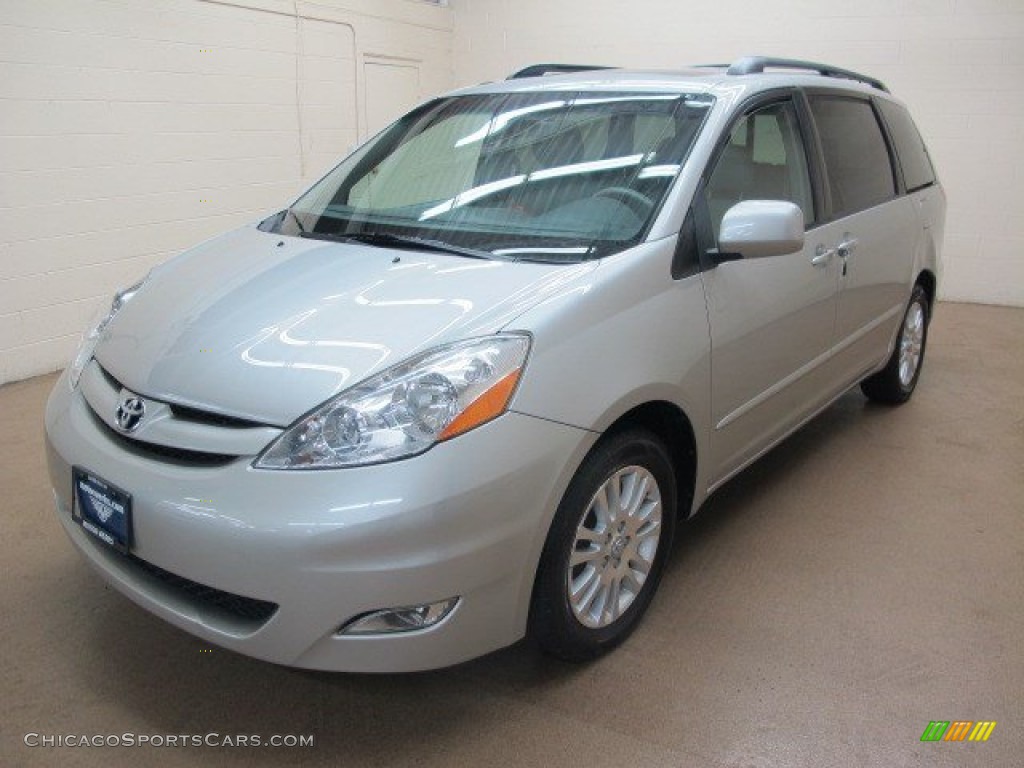2007 Sienna XLE - Silver Shadow Pearl / Taupe photo #3