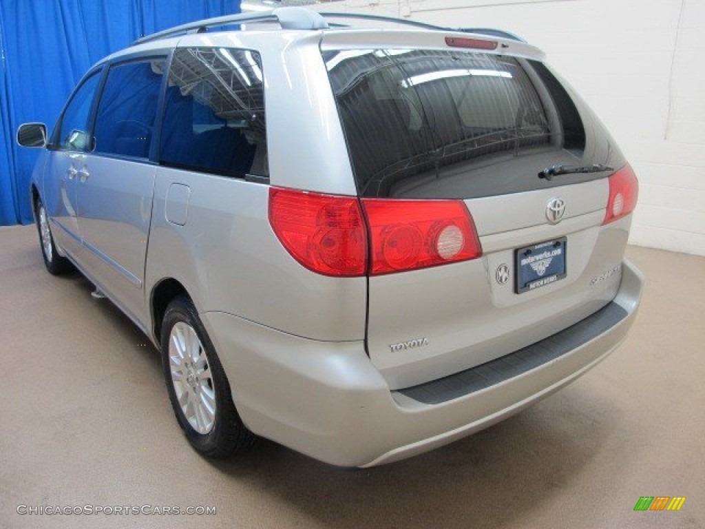 2007 Sienna XLE - Silver Shadow Pearl / Taupe photo #5