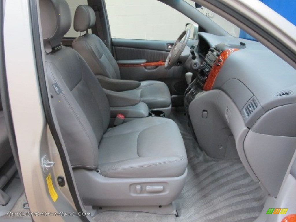 2007 Sienna XLE - Silver Shadow Pearl / Taupe photo #18
