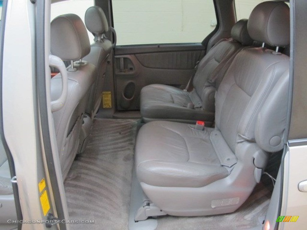 2007 Sienna XLE - Silver Shadow Pearl / Taupe photo #19