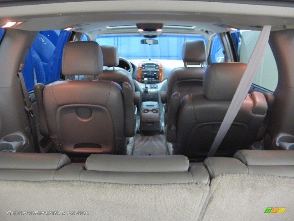 2007 Sienna XLE - Silver Shadow Pearl / Taupe photo #22