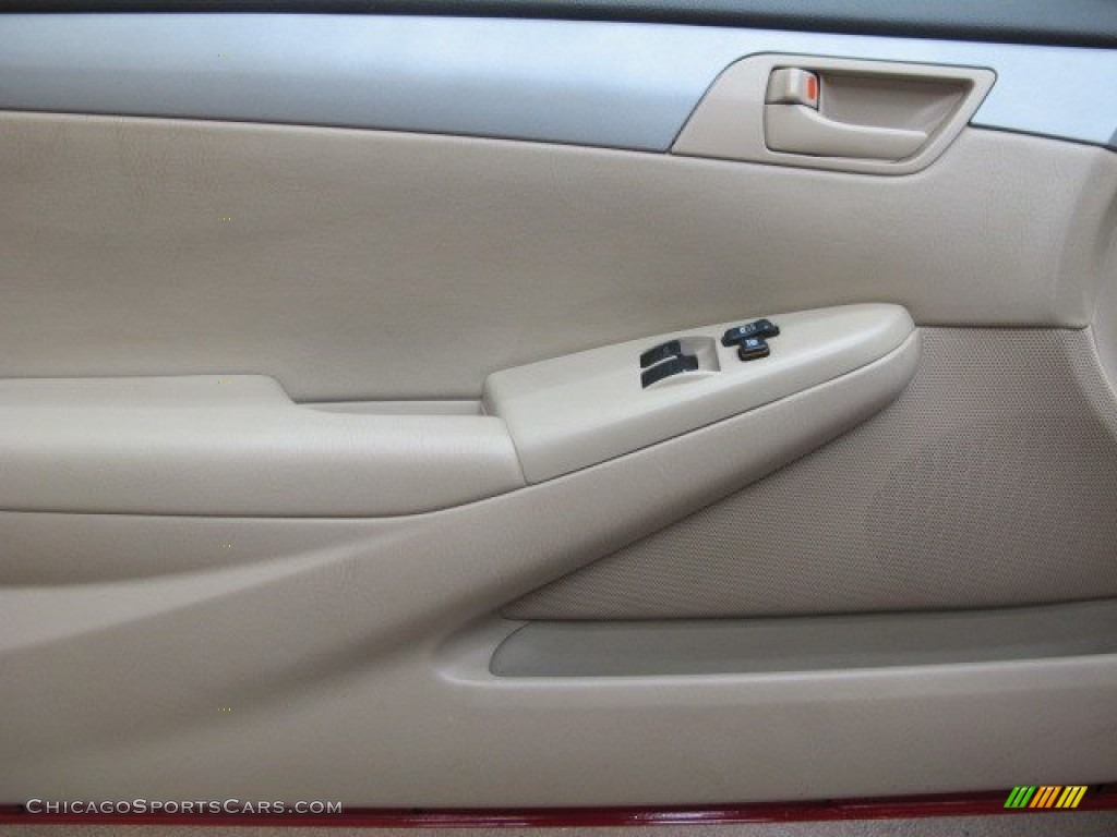 2008 Solara SE V6 Coupe - Super Red 5 / Ivory photo #21